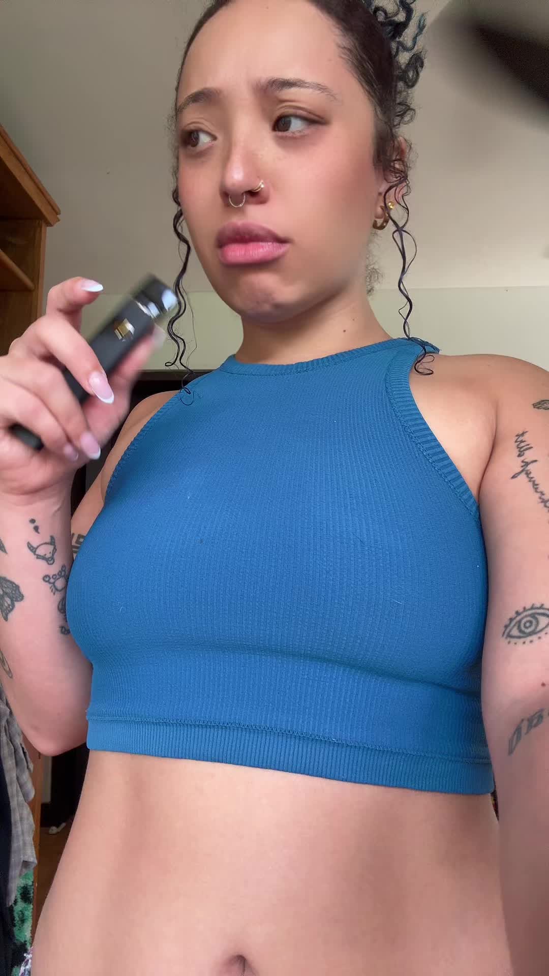 @itsjessihaze