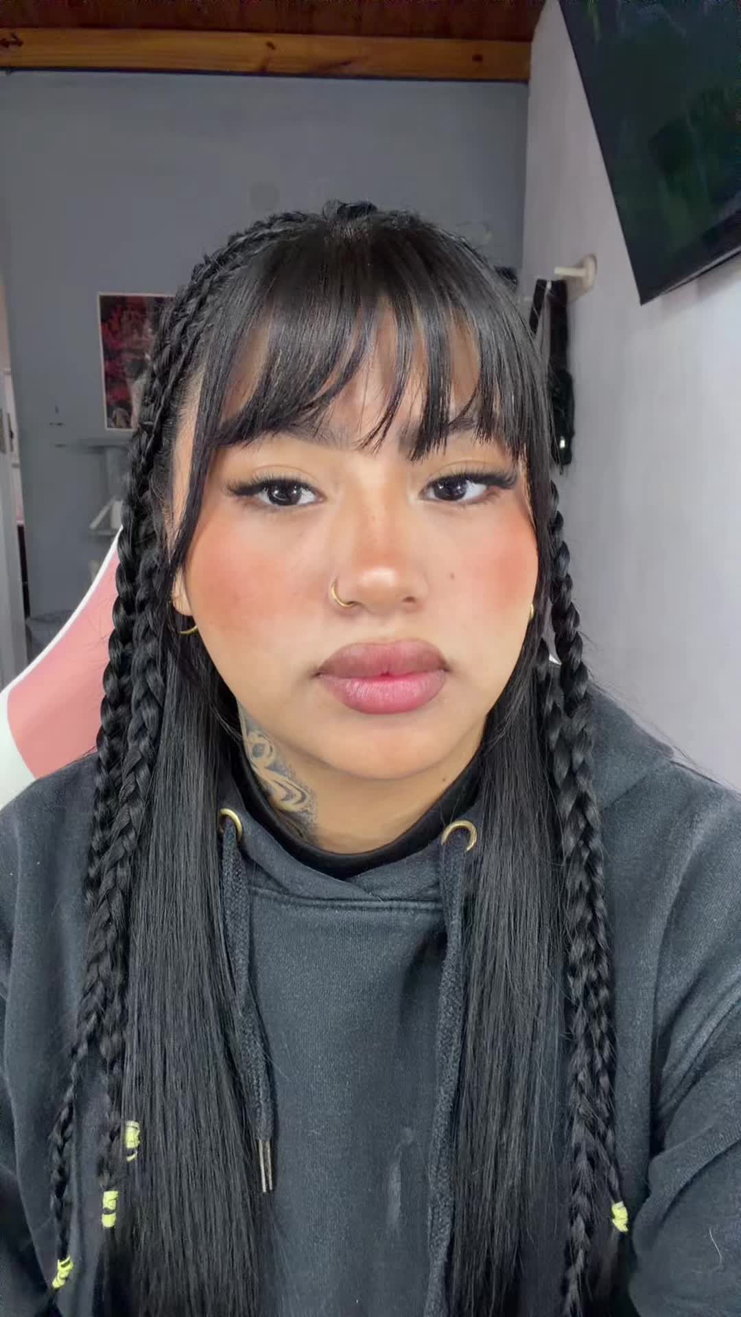 @Yanella jazmin