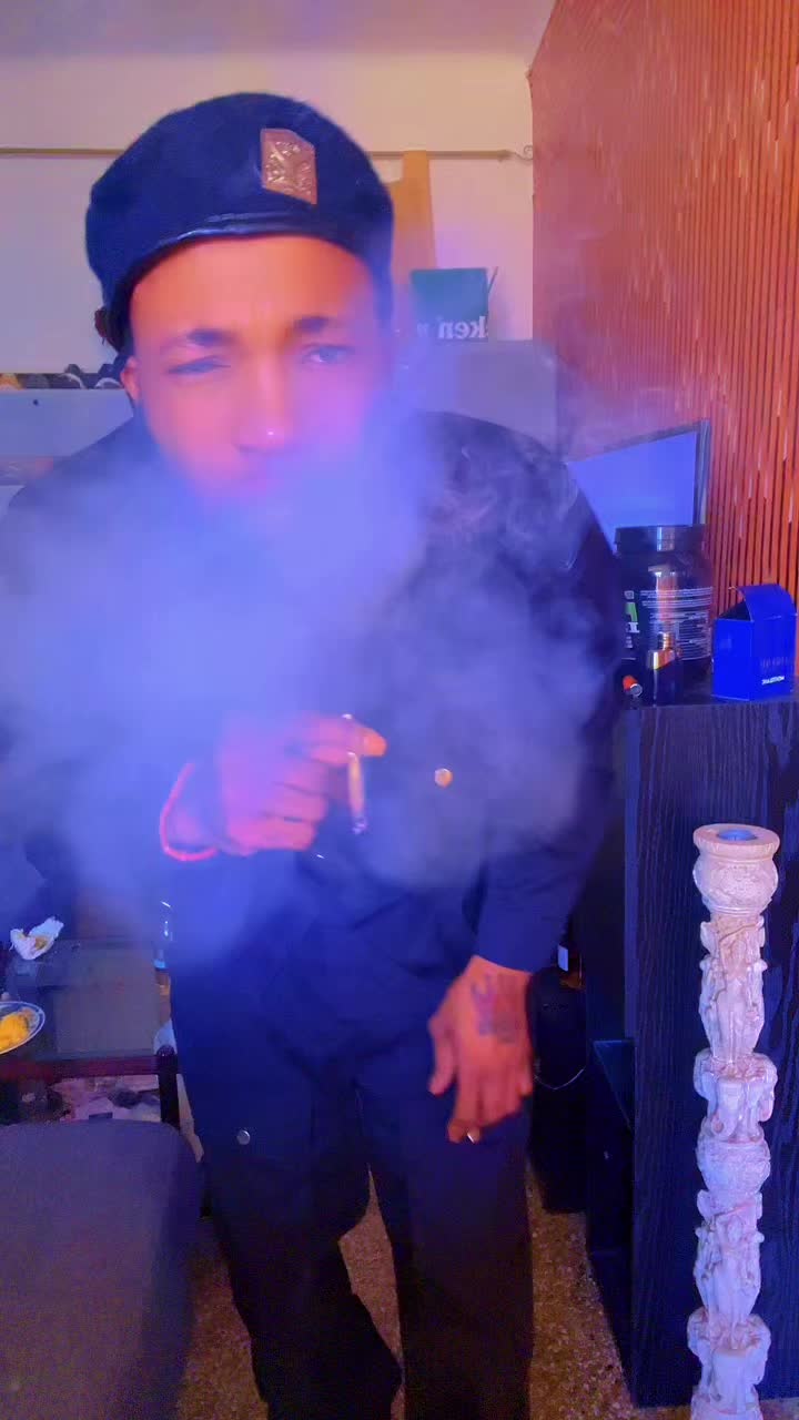 @Juju👹