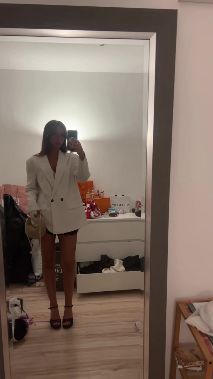 @Sharonnnnh