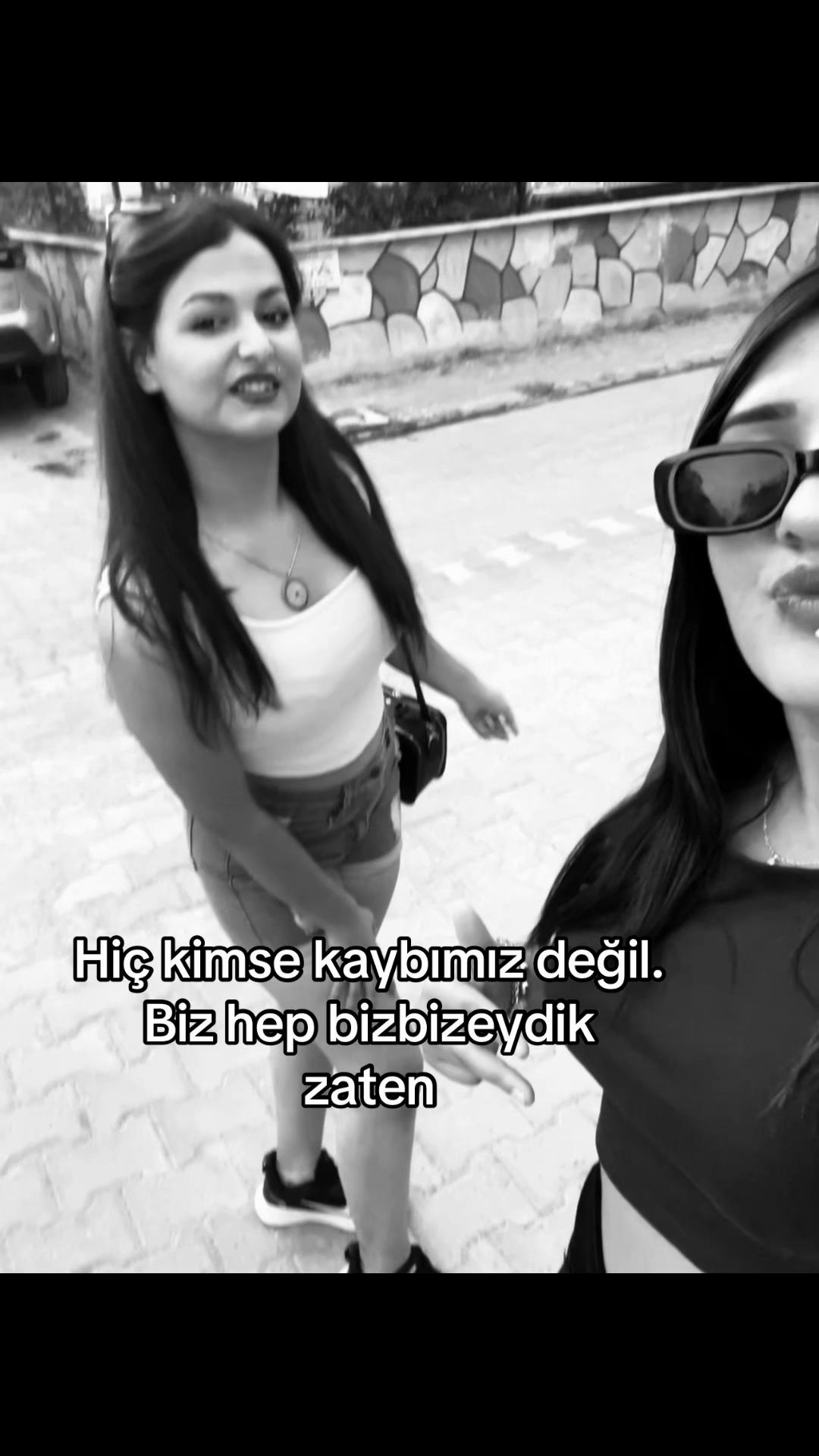 @“BeRaY ÇoLaKoĞlu🐆🌸”