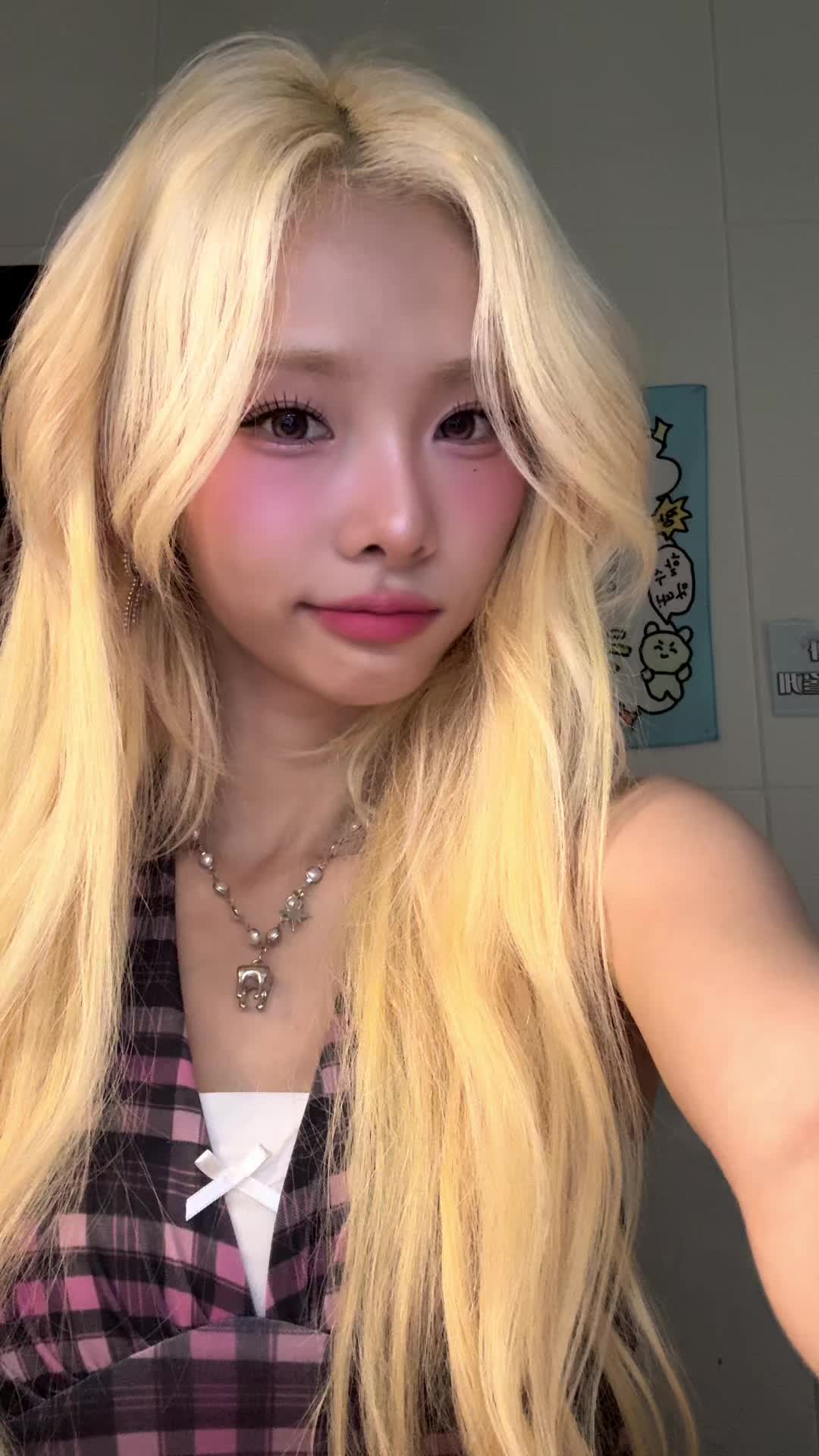 @queenzeye_official