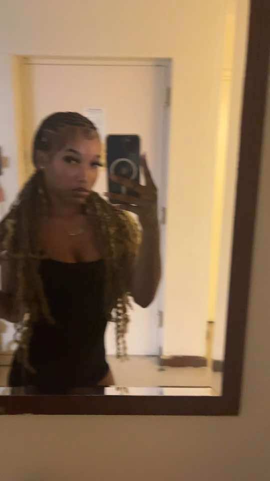 @MANII 𝟕𝟕𝟕