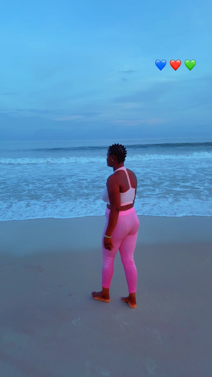 @Anikeade💕💕🥹