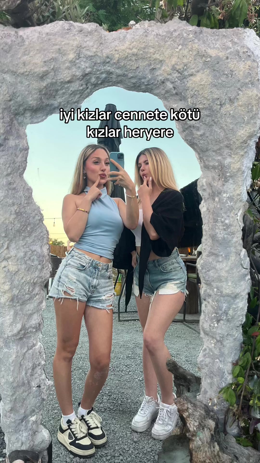 @ecrin