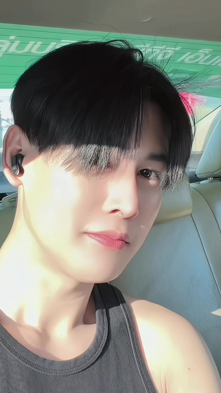 @พี่ดิว  ธีรภัทร  เวชกามา