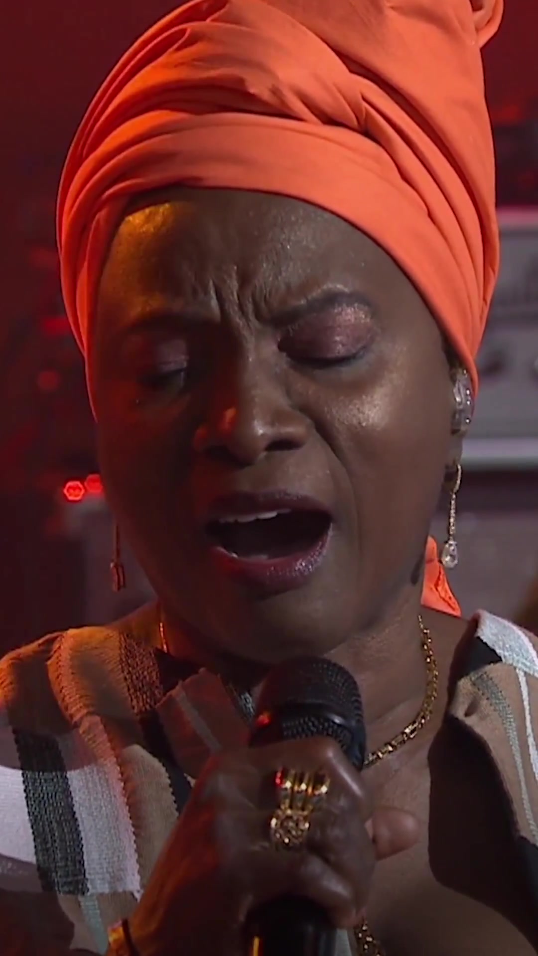 @Angelique Kidjo