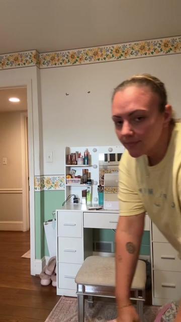 @Kiki🌻