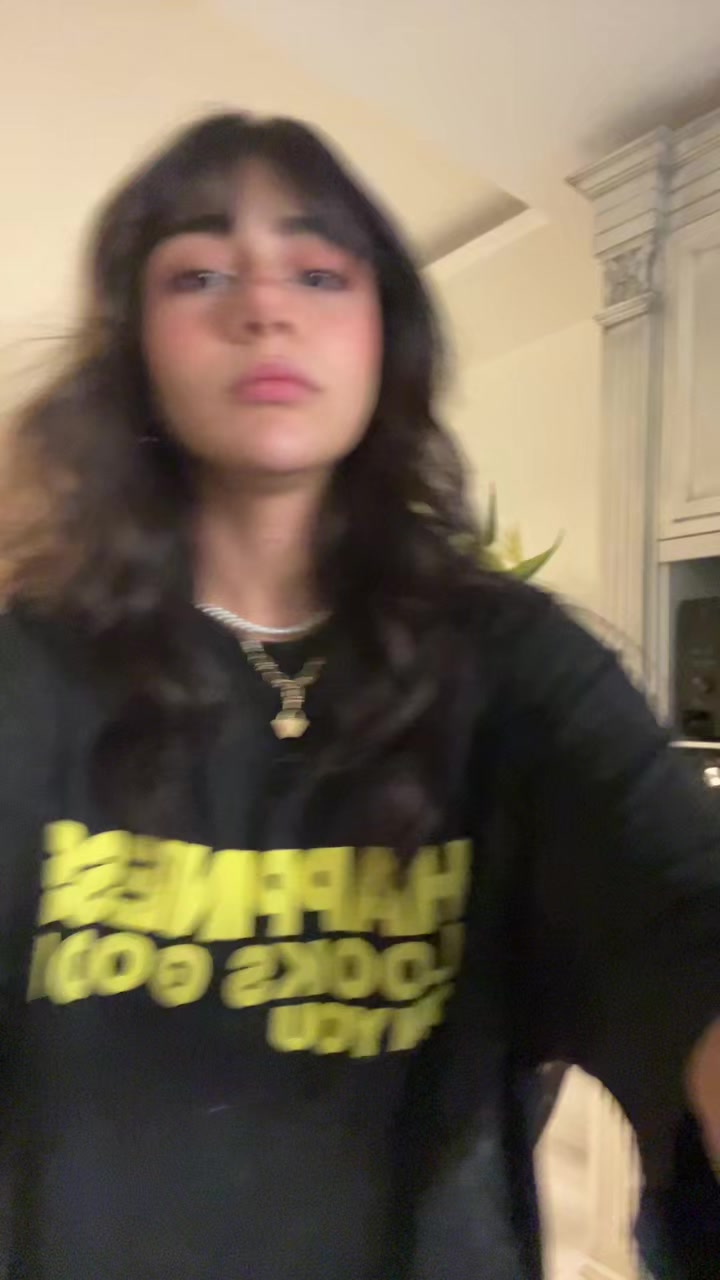 @𝐚𝐫𝐭𝐢𝐧𝐚