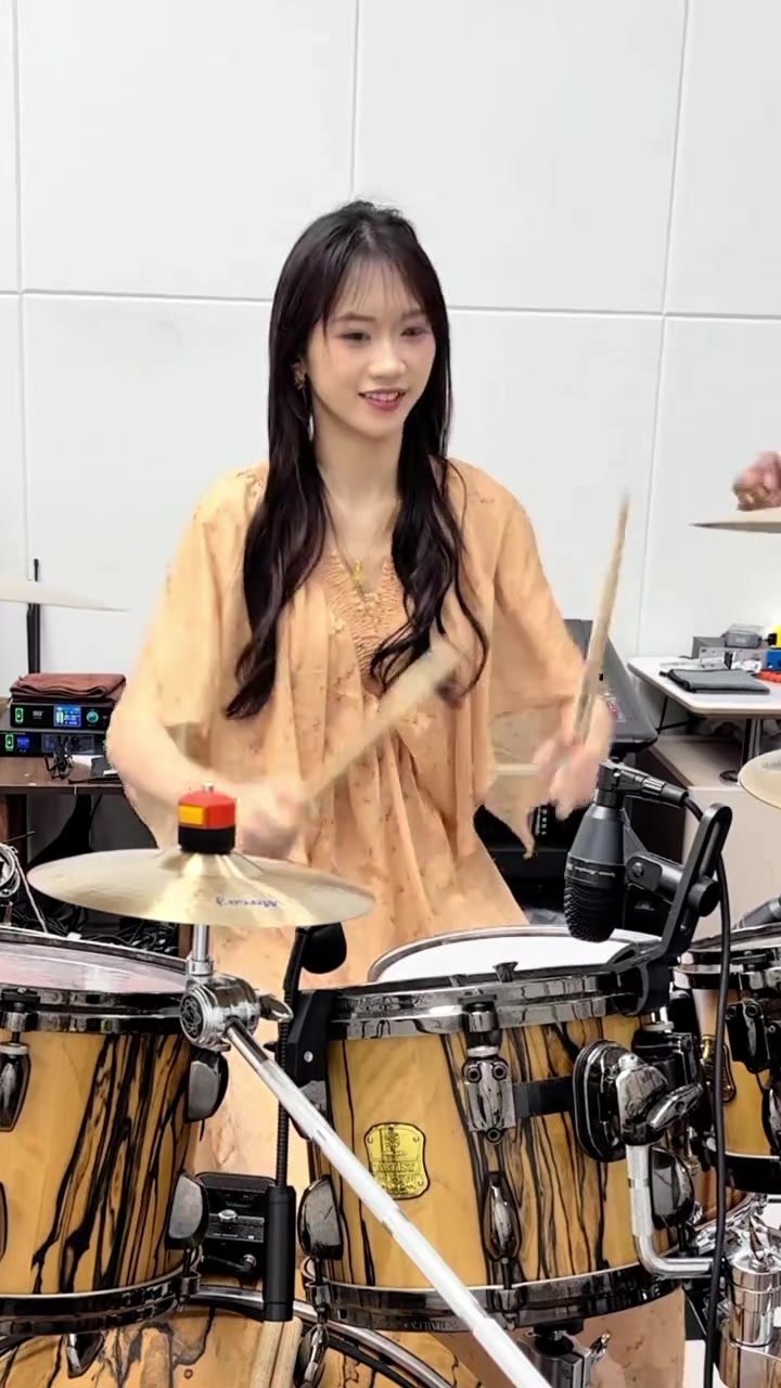 @微妮儿