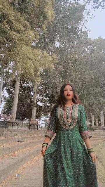 @Aachal✨