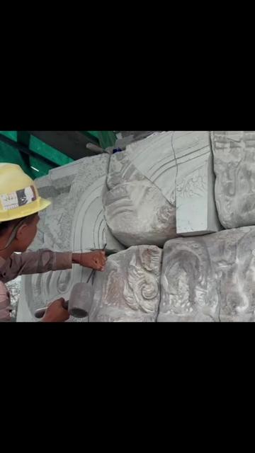 @គុជ ខ្មៅ