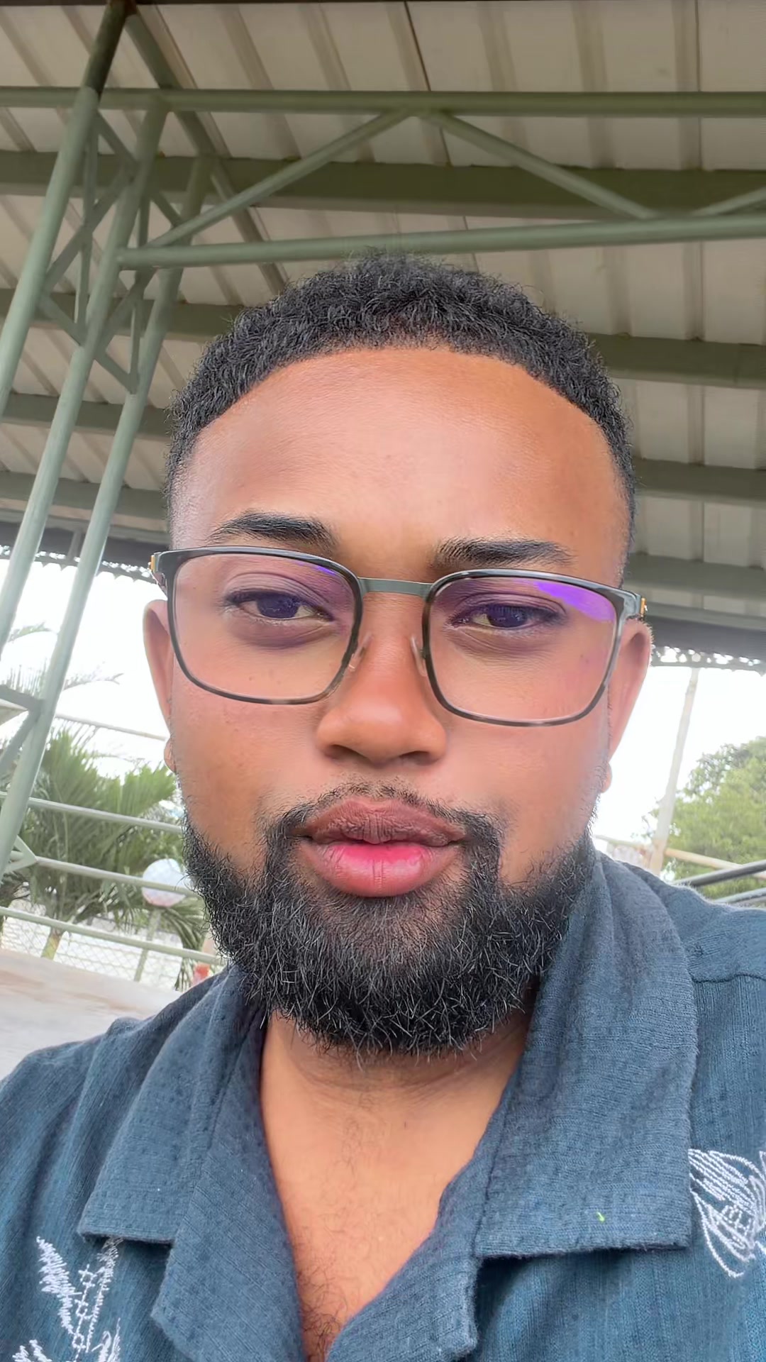 @Isma&euml;l