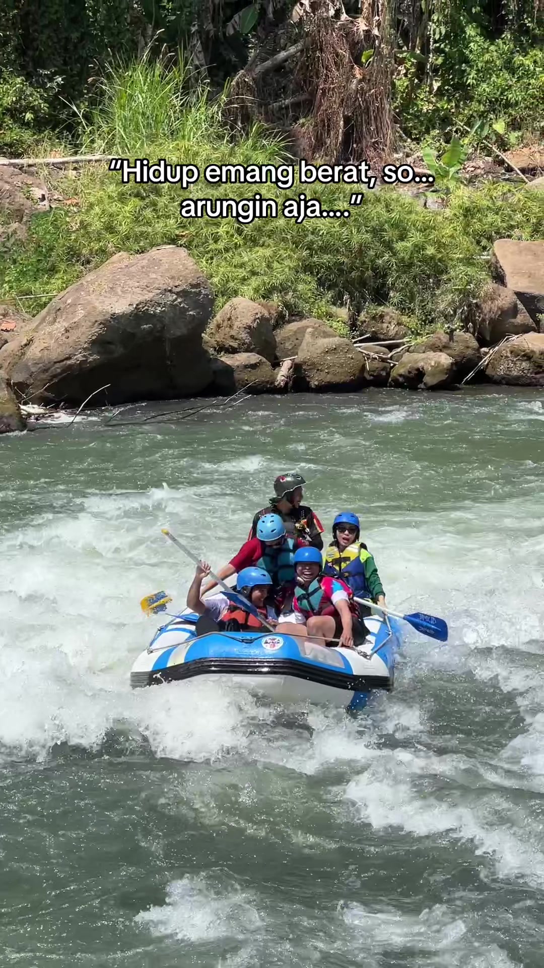 @RAFTING SUNGAI ELO
