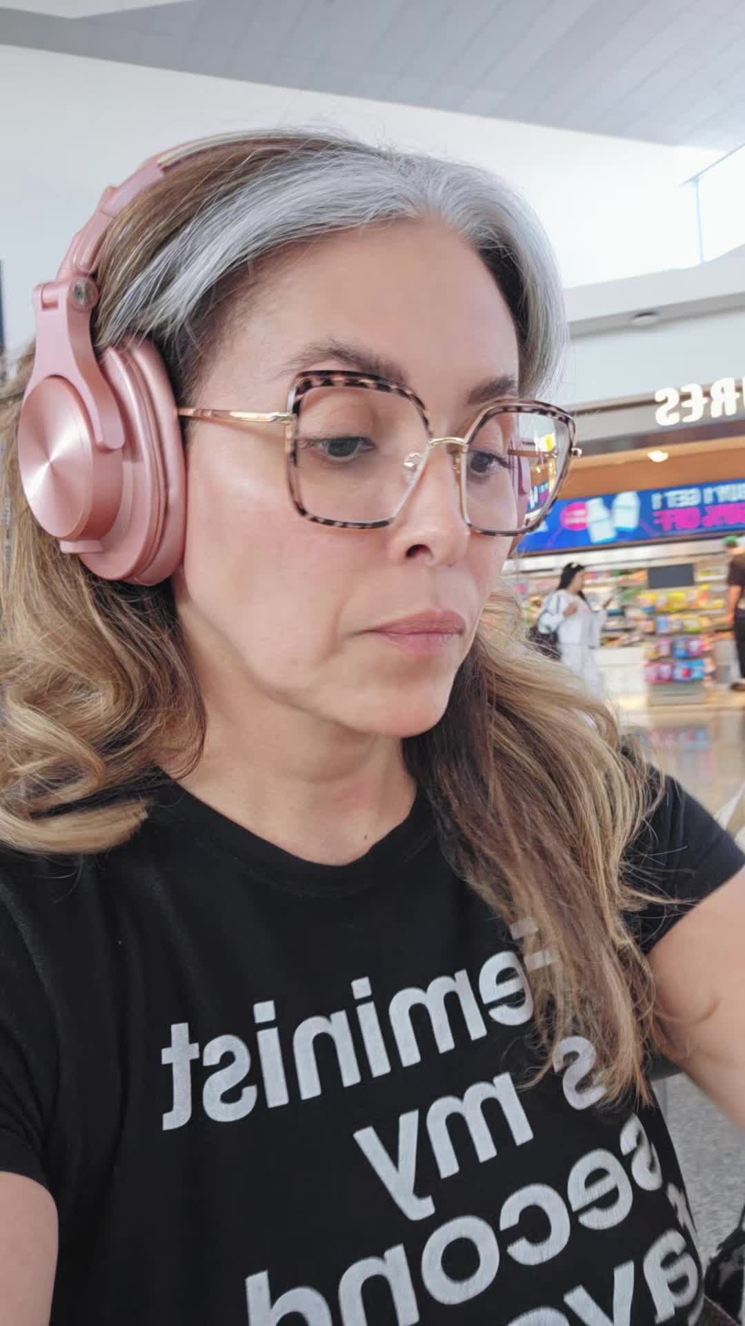 @Tawni
