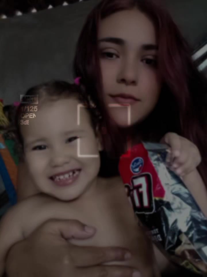 @Elizabeth Flores