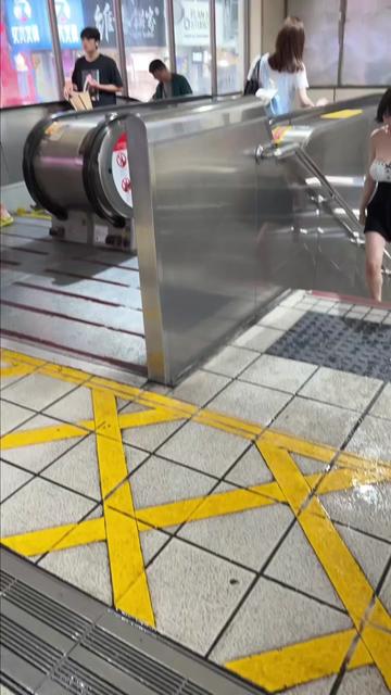 @カウパー🪳中居(得意技 詐欺メール)