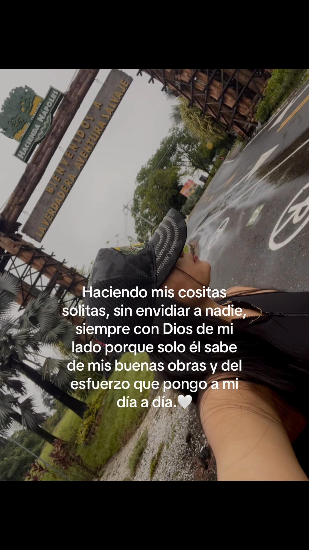 @𝒜𝓃𝒿𝑜𝓁𝓎