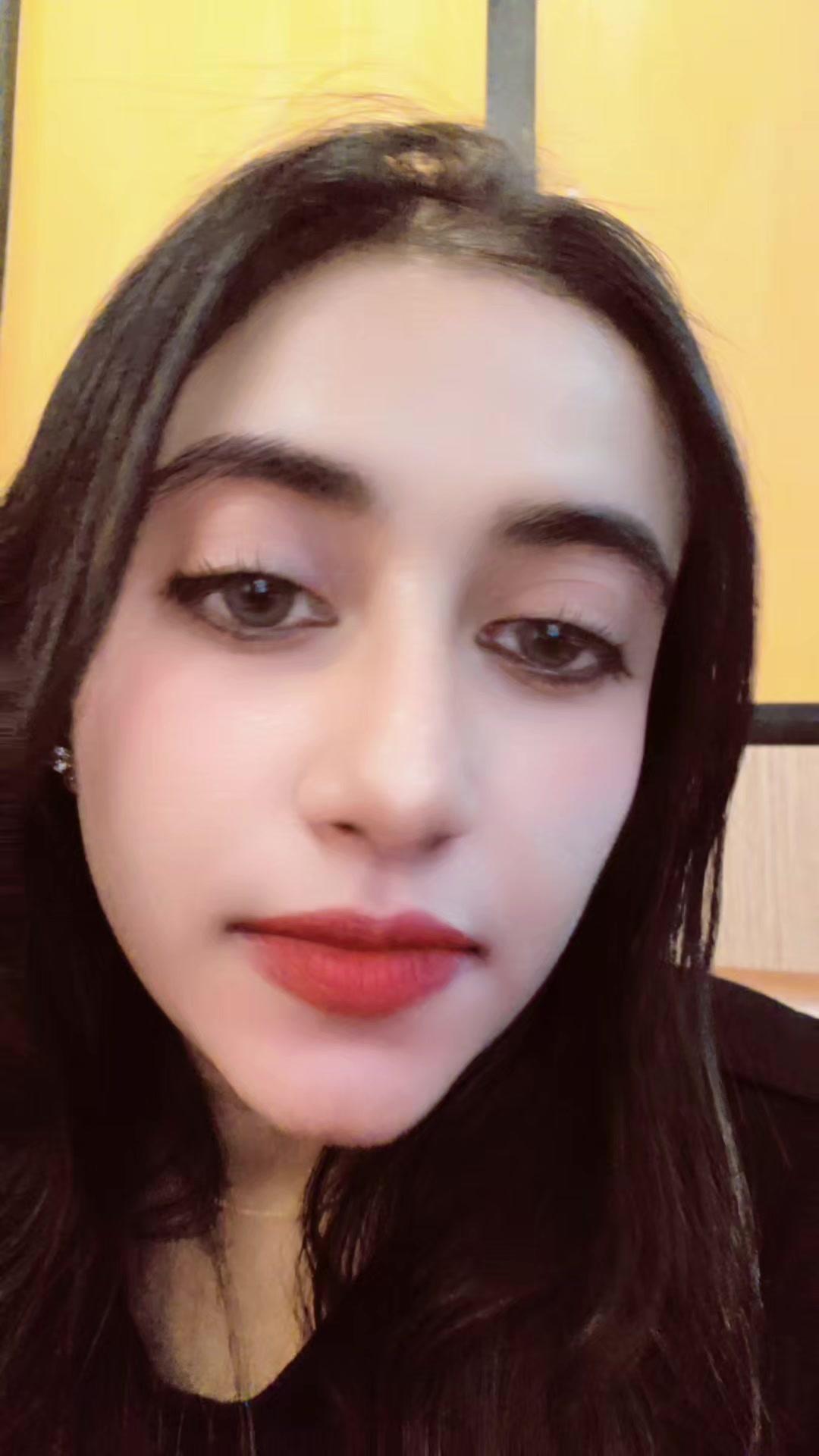 @Nona_