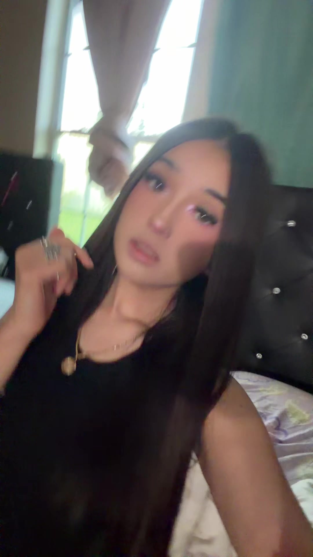 @Yoly