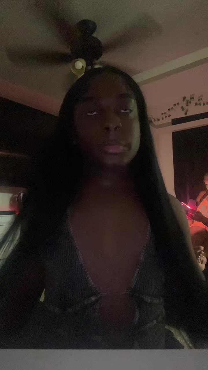 @Keshawn 💗👱🏾&zwj;♀️🛍️