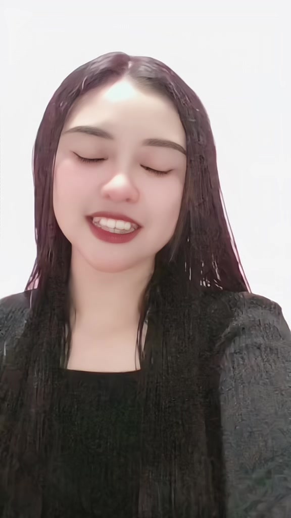 @Nona.Vic