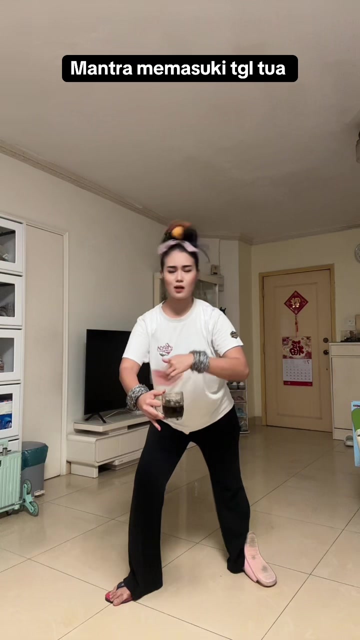 @𝑹𝒆𝒏𝒚 𝑩𝒂𝒆𝒉𝒂𝒒𝒖𝒆