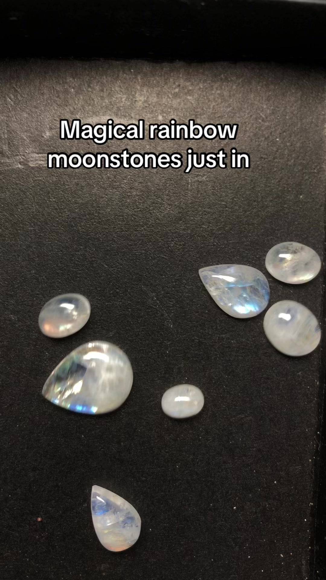 @nikmakcrystals