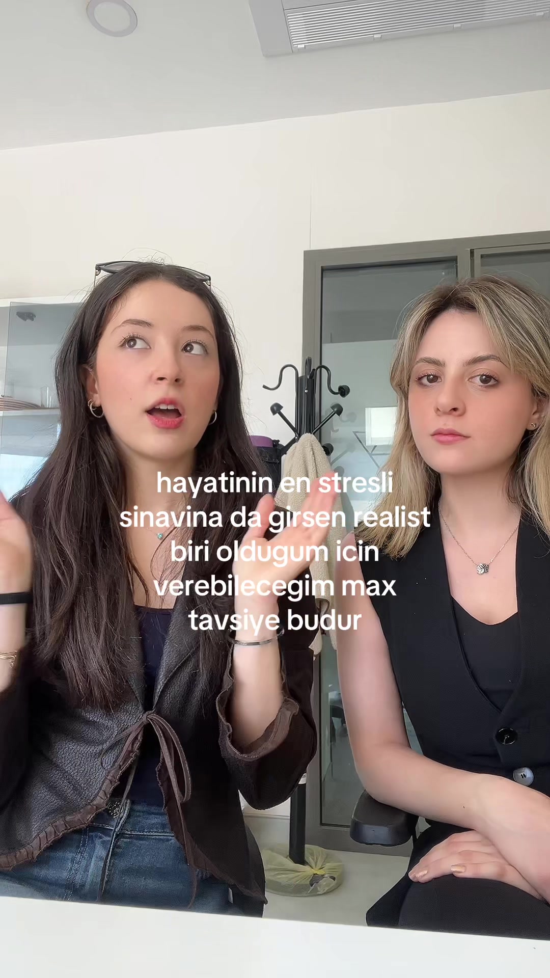 @𝖇𝖌𝖒