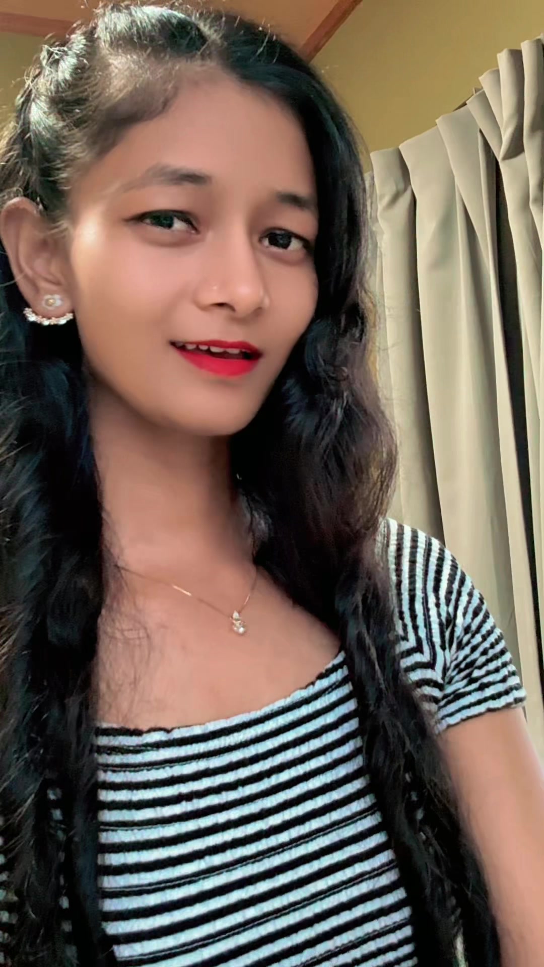 @二バ チョウダリ🇳🇵❤️ 🇯🇵