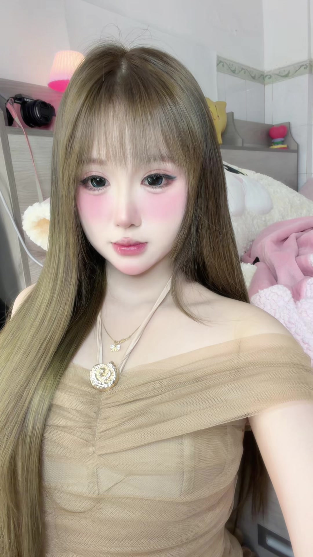 @Huỳnh Ngọc Tuyết Nhi ˚ ☁️ ₊