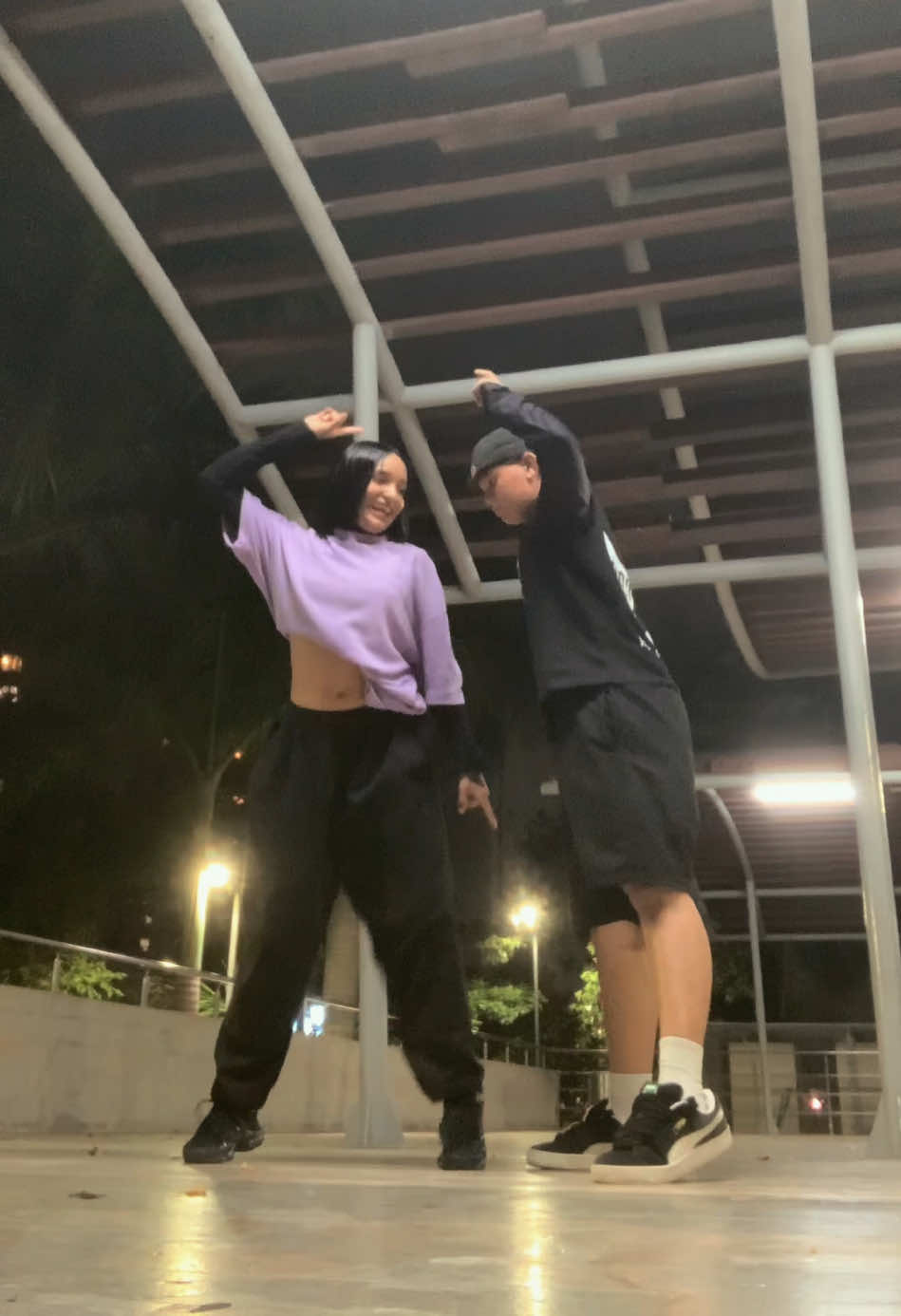 @whoistino