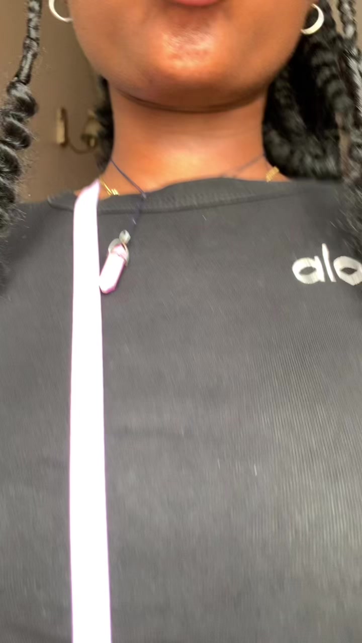 @Elle🦋❤️✨