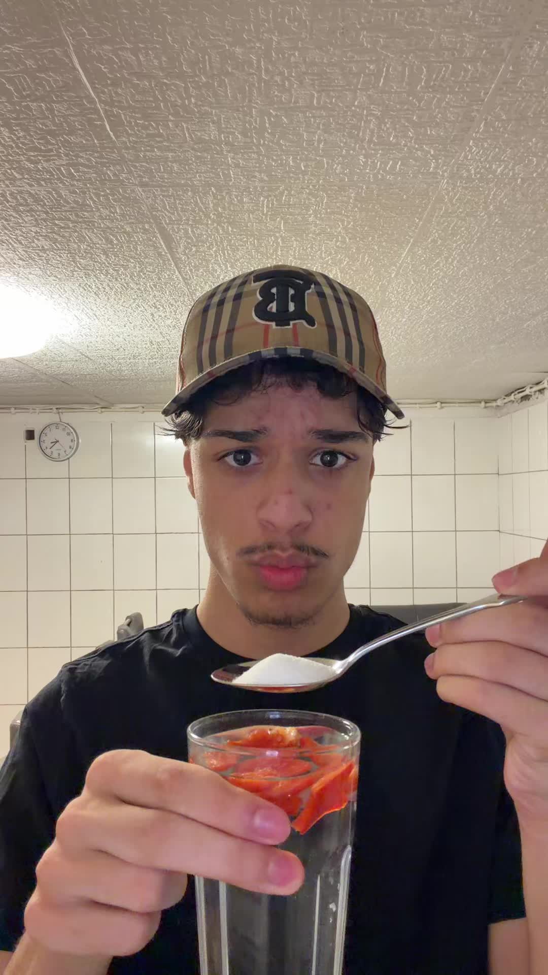 @Hewadbroo
