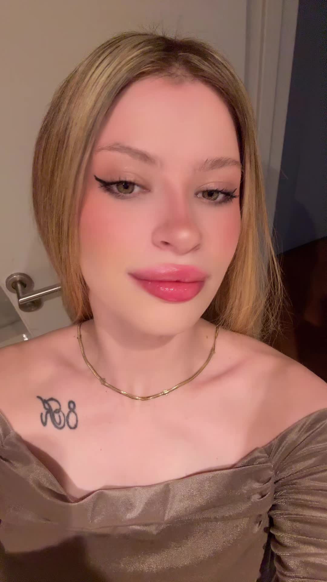 @lolaarioss