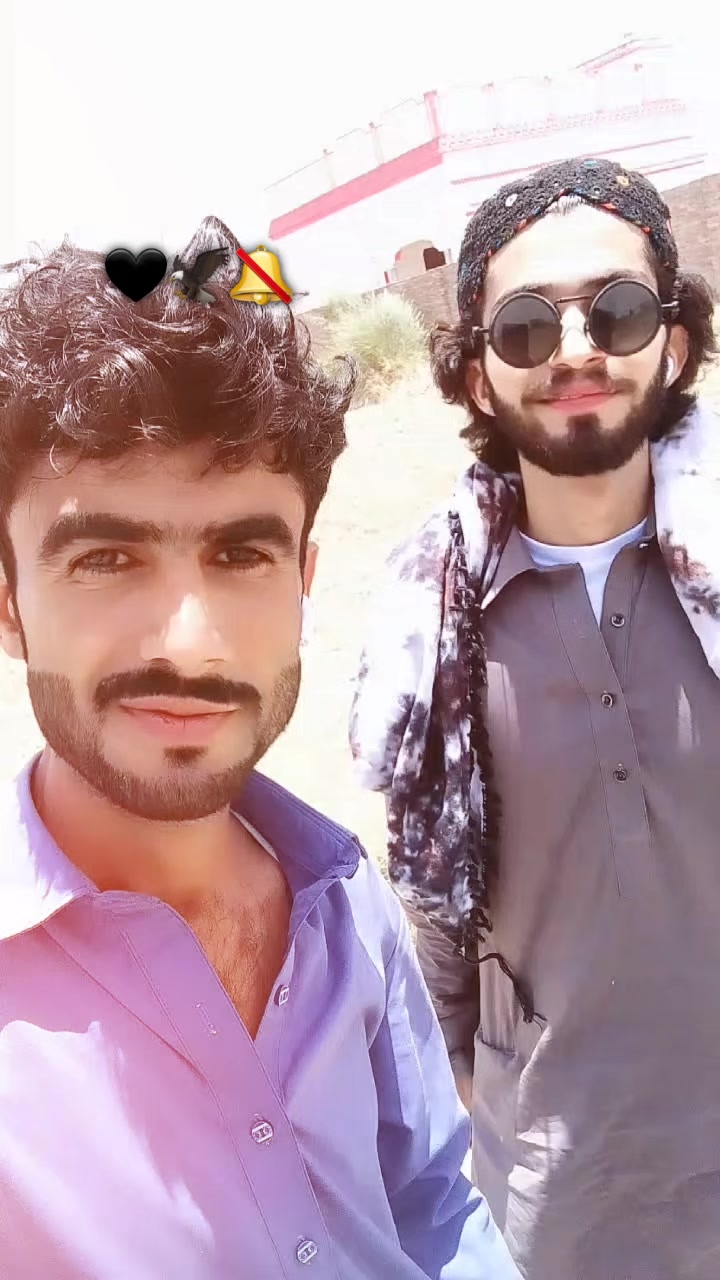 @🦋kHan.ZaDa💫