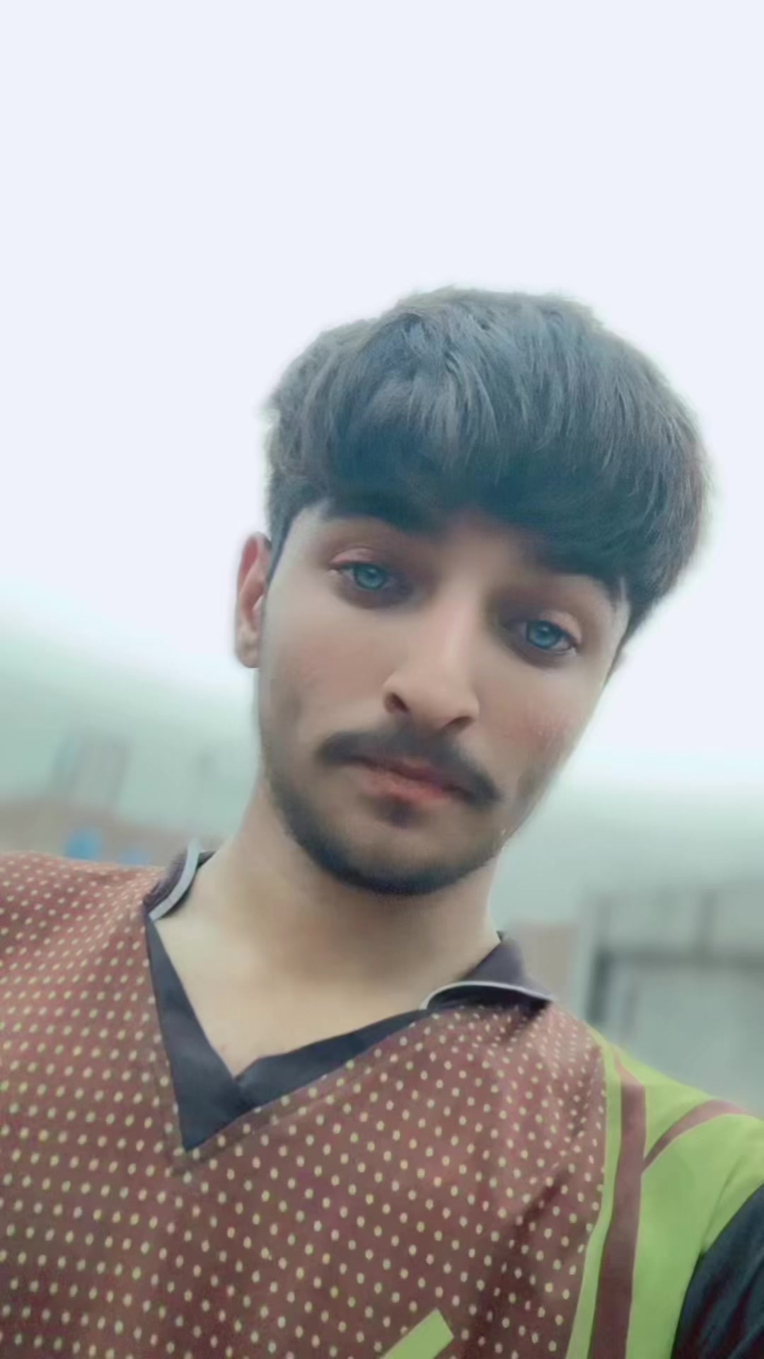 @ملک بادشاہ🔥