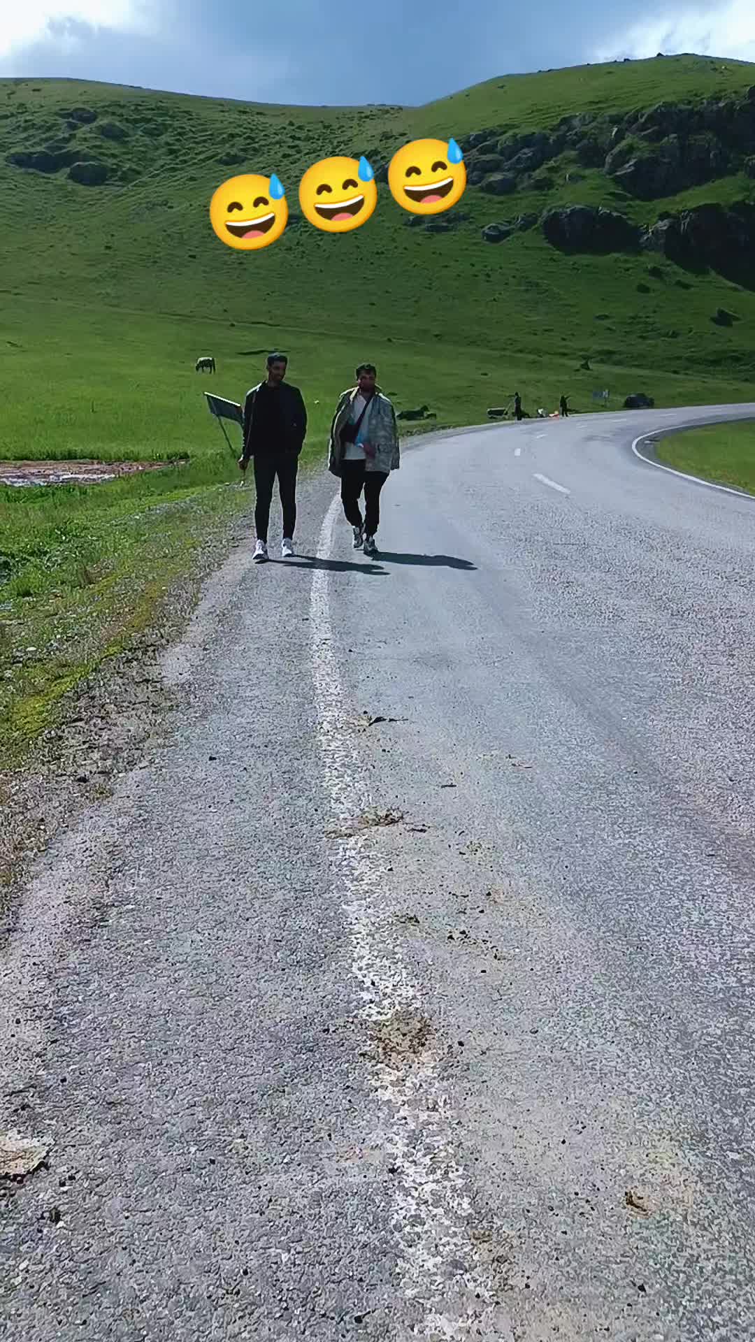 @&Ouml;zkan Boz☑️