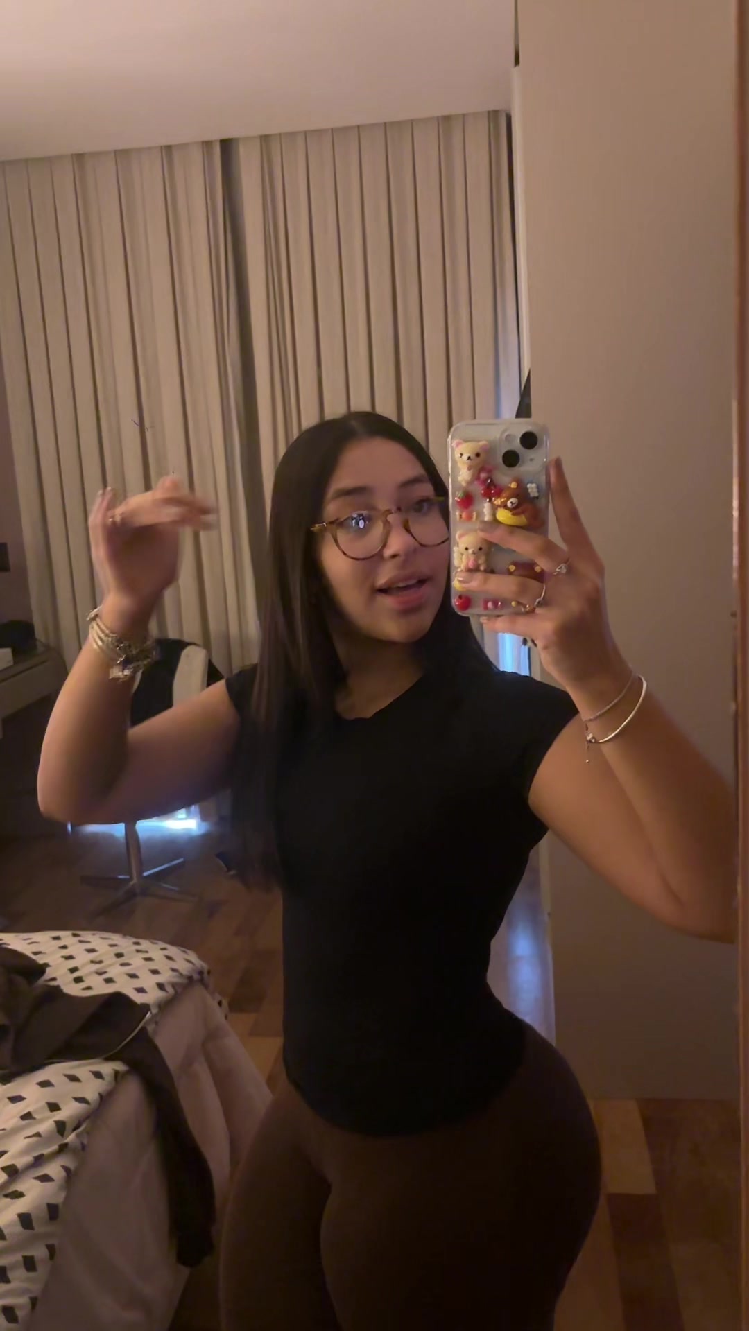 @lois