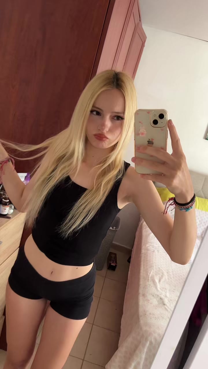 @Ayşenur