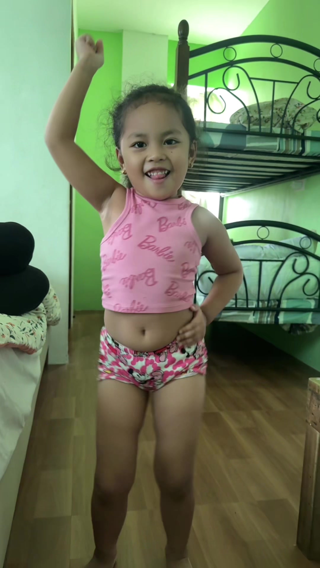 @isongomez