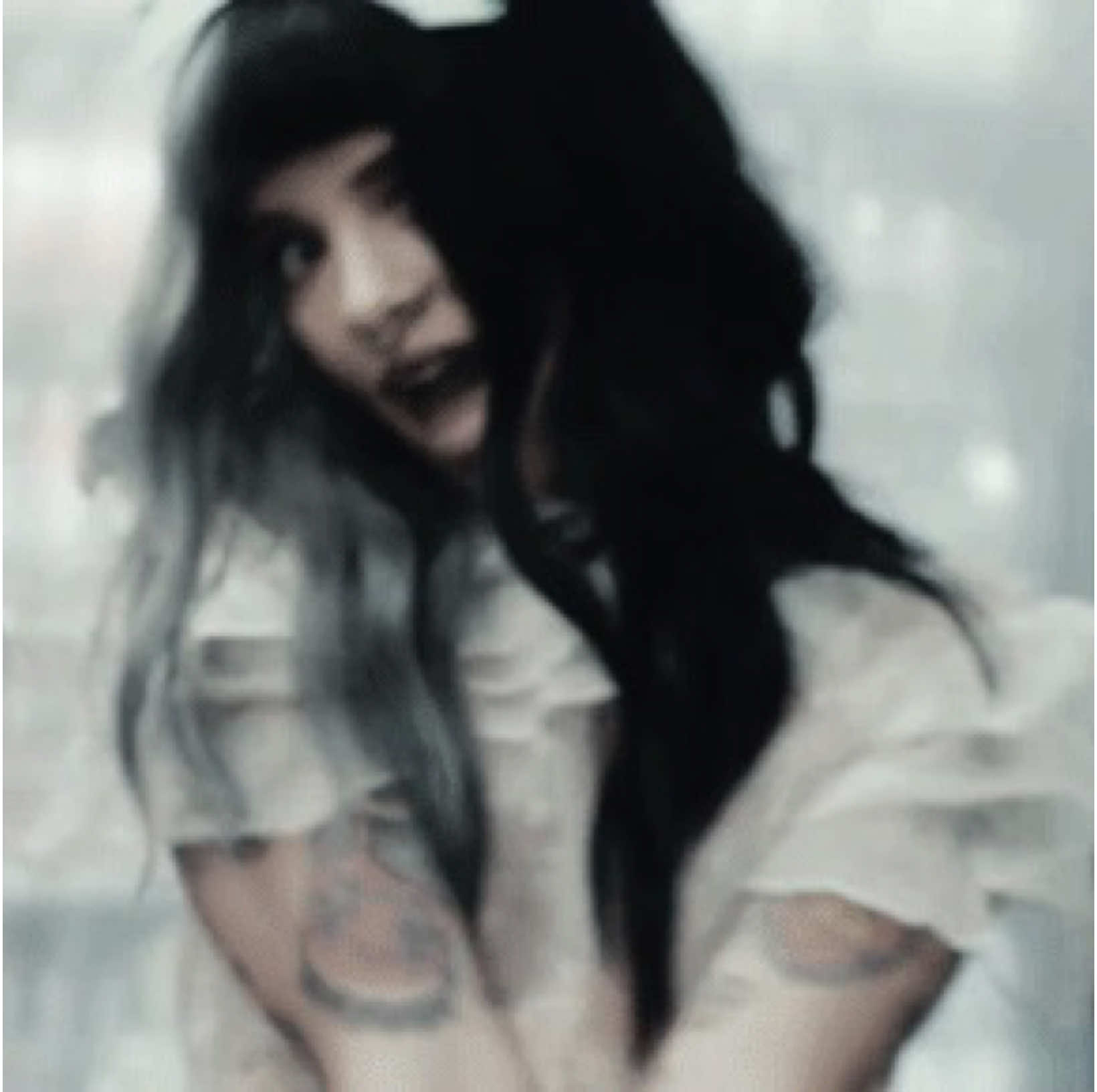 @𝐁𝐮𝐛𝐛𝐥𝐞𝐬🫧