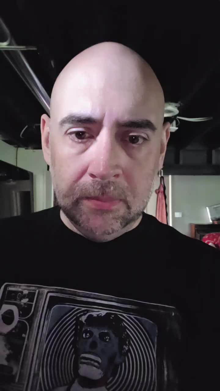 @OneOfThemIsMe