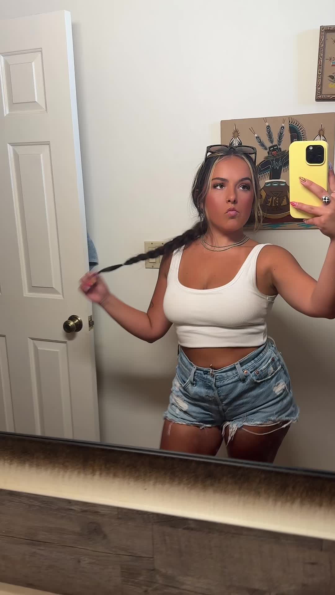 @pikivids_