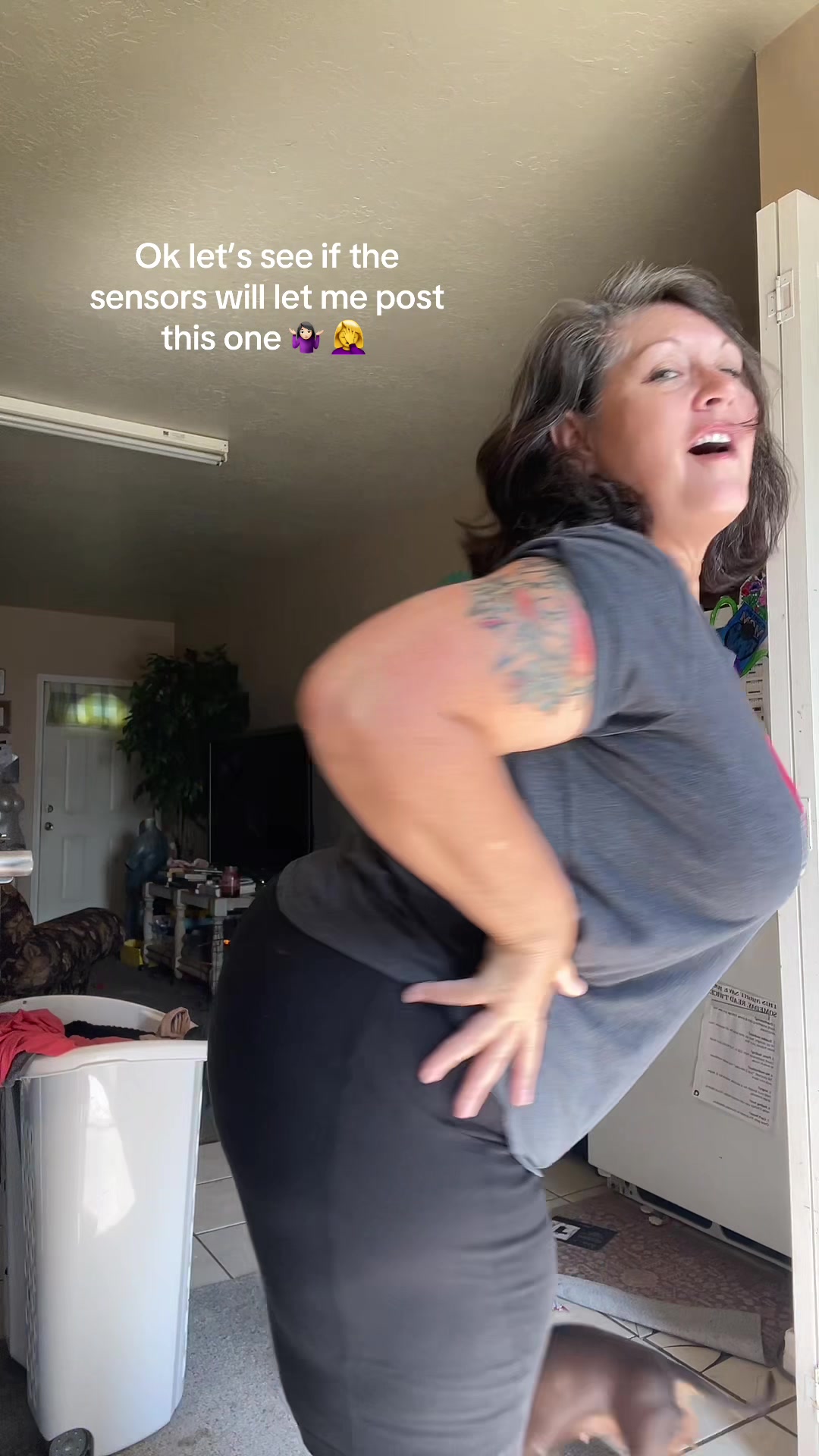 @JoannaBanana