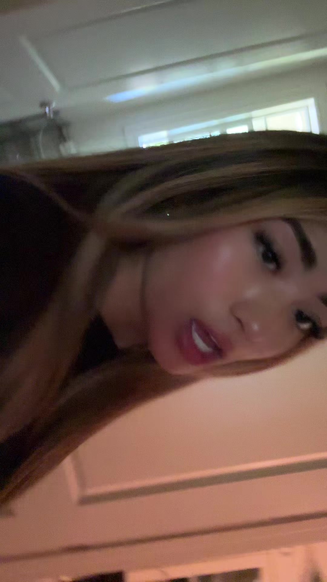@krisela mae