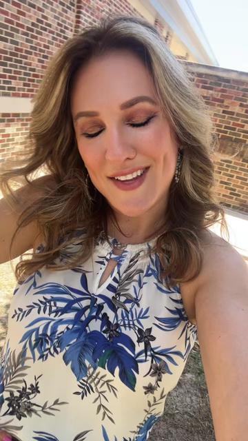 @HappilyTX