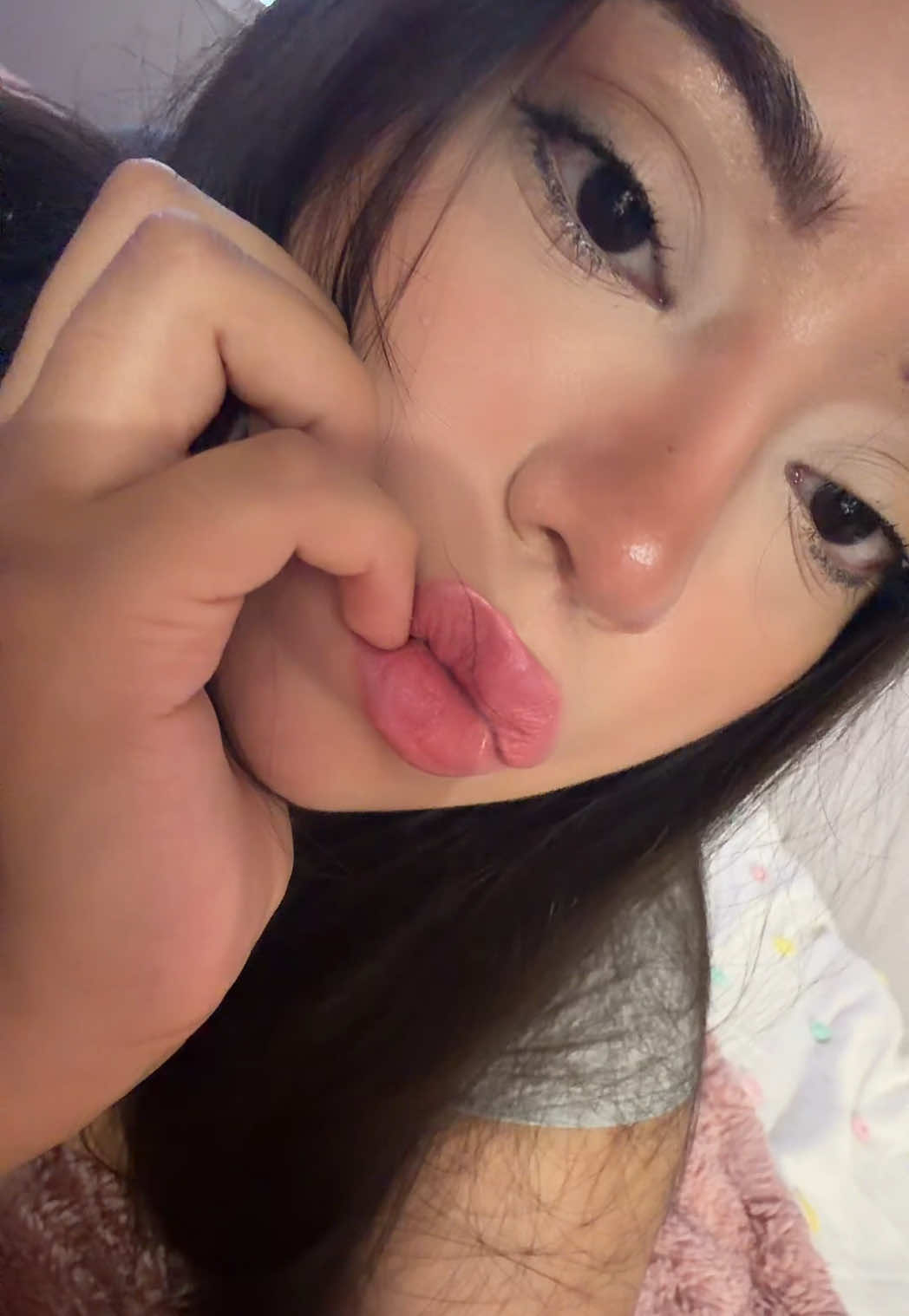 @user77330693112