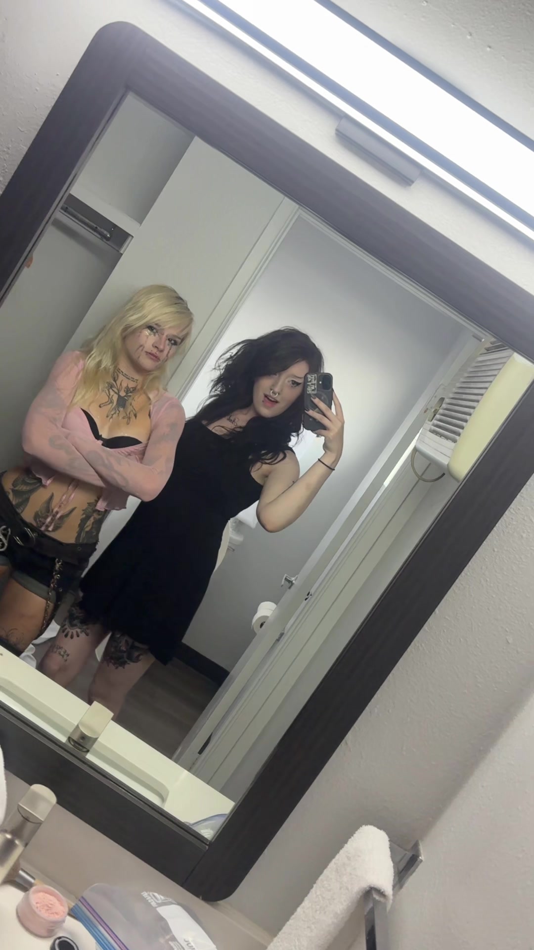 @stella 🧟♀️