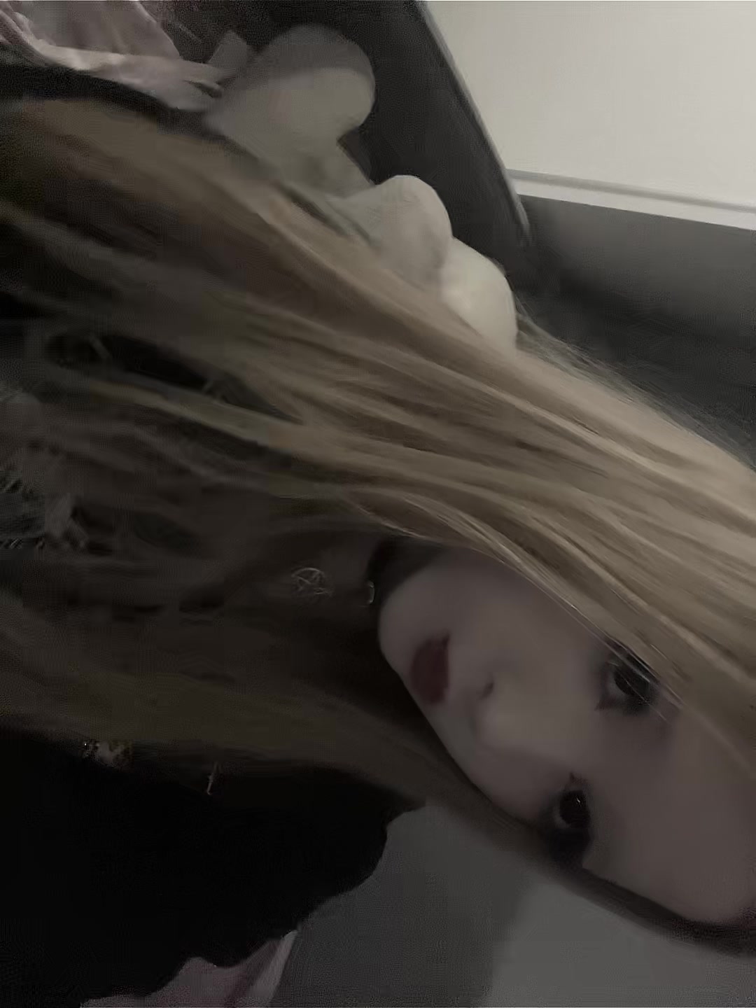@akumi